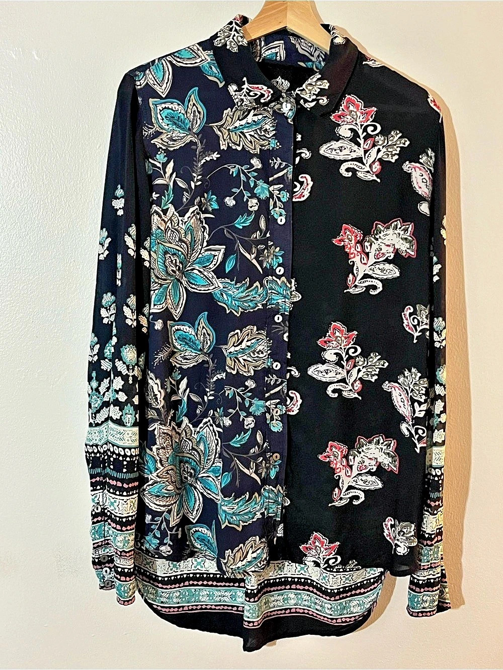 Cino Mixed Print Floral Semi-Sheer Button Down Blouse Black Blue size Large